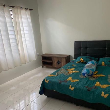 Homestay Maryam Лумут Экстерьер фото