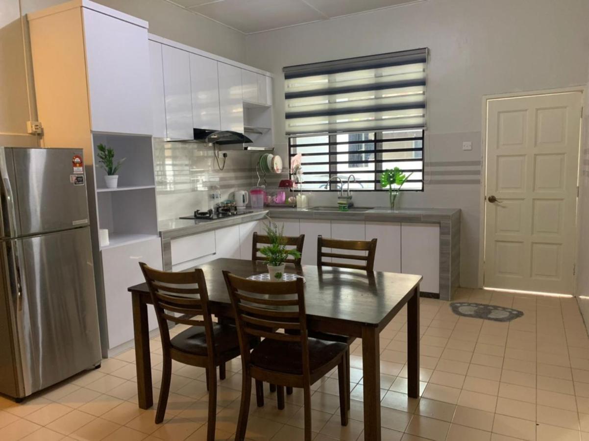 Homestay Maryam Лумут Экстерьер фото